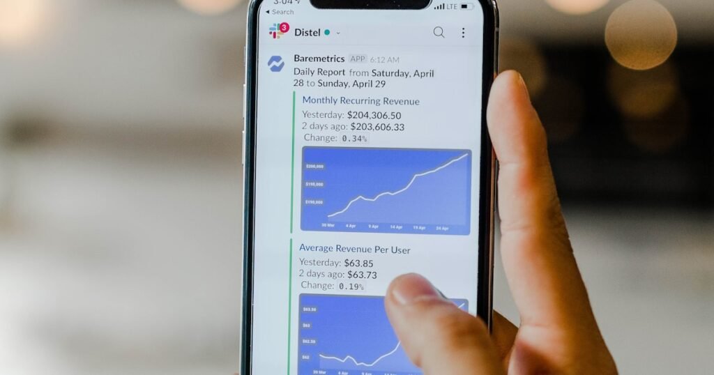 Mobile responsive websites with Simvoly